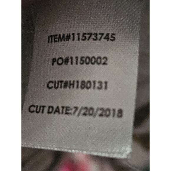 Torrid Women's Sleeveless Top Size 1X Tie Front Cream with Red Flowers - Picture 7 of 8